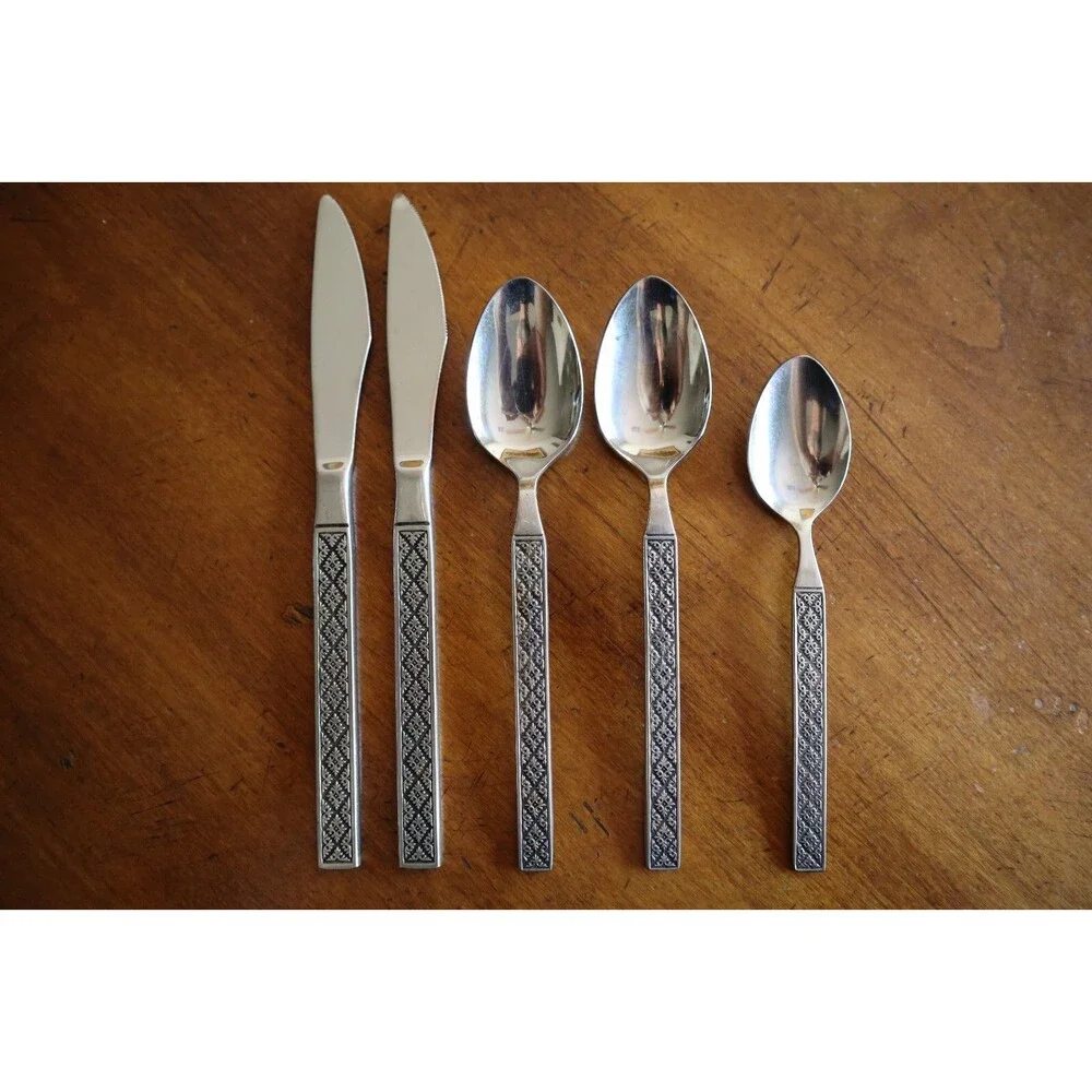 VOGUE Rogers International Silver Stainless Geometric Black Mixed Lot Knife Spoo